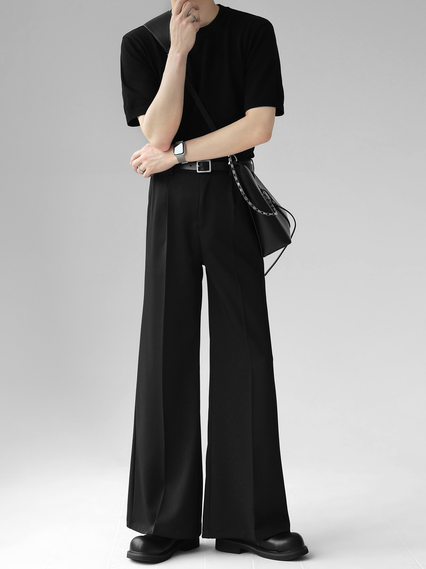WIDE LEG BLACK SLACKS(ワイドレッグ ブラックスラックス)|メンズ