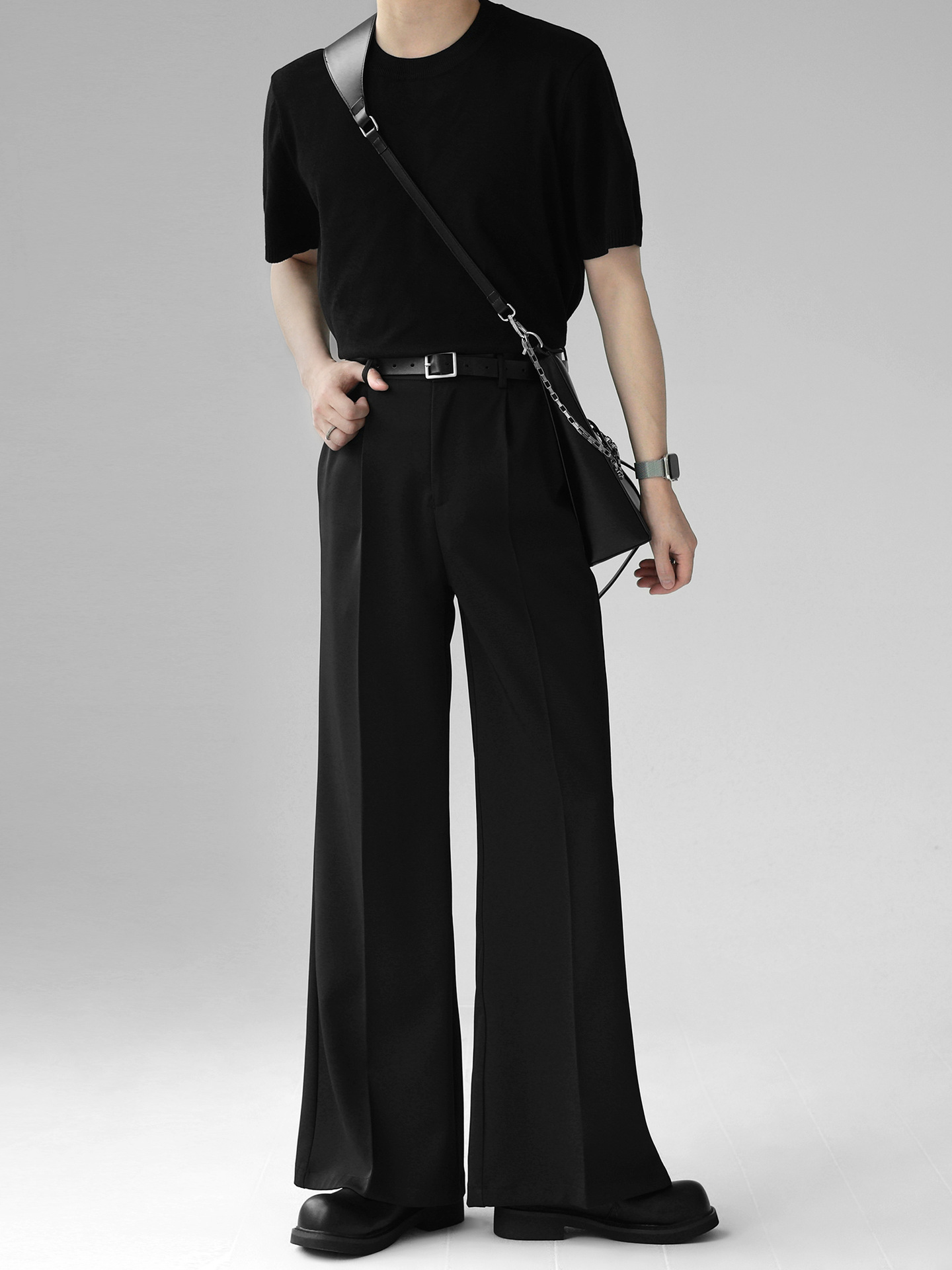 WIDE LEG BLACK SLACKS(ワイドレッグ ブラックスラックス)|メンズ
