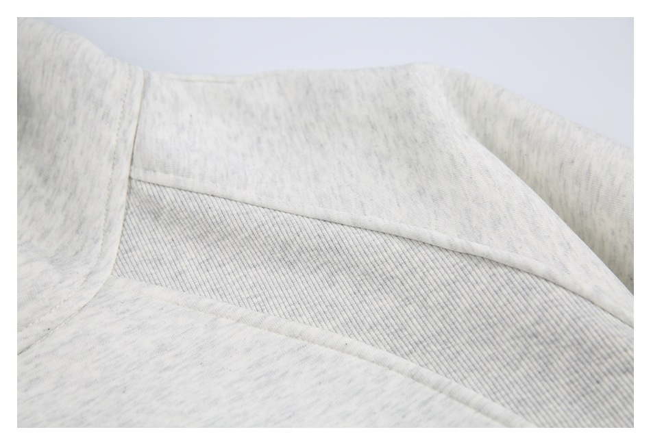 RELAXED HALF-ZIP HOODIE(リラックス ハーフジップフーディ)