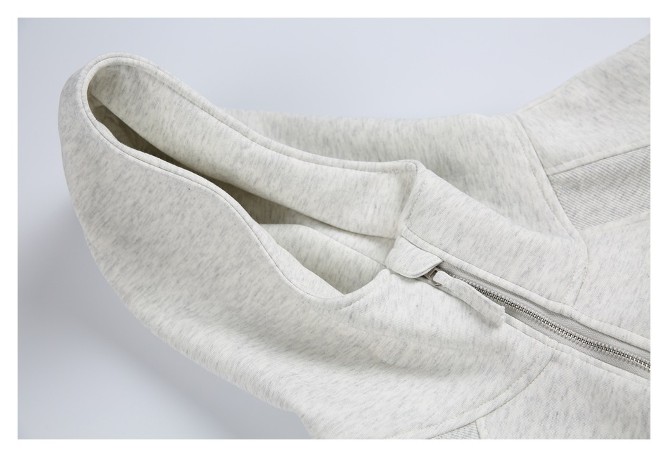 RELAXED HALF-ZIP HOODIE(リラックス ハーフジップフーディ)