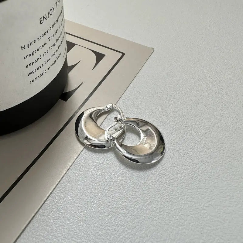 RETRO POLISHED HOOP PIERCE Mira Gemini