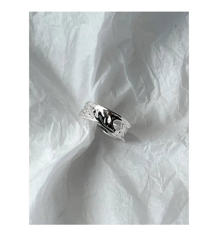 RAW TEXTURE SILVER RING Mira Gemini