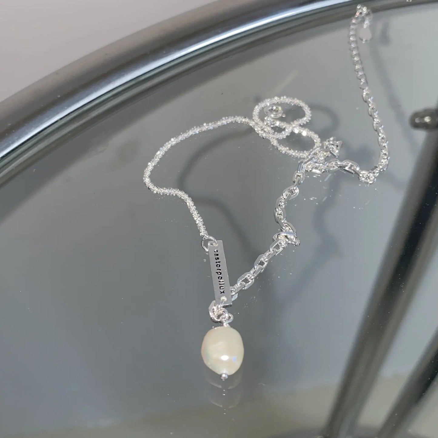 ELEGANT PEARL SILVER NECKLACE Mira Gemini