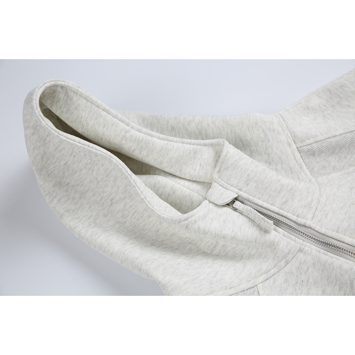 RELAXED HALF-ZIP HOODIE(リラックス ハーフジップフーディ)