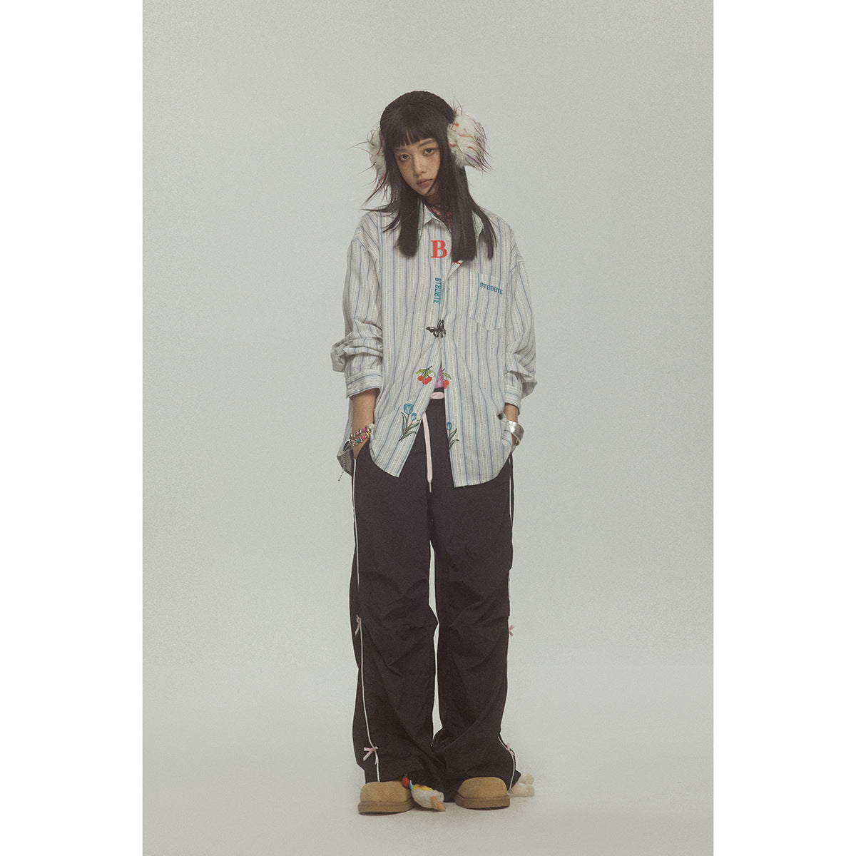 EMBROIDERED STRIPE SHIRT(エンブロイダードストライプシャツ)