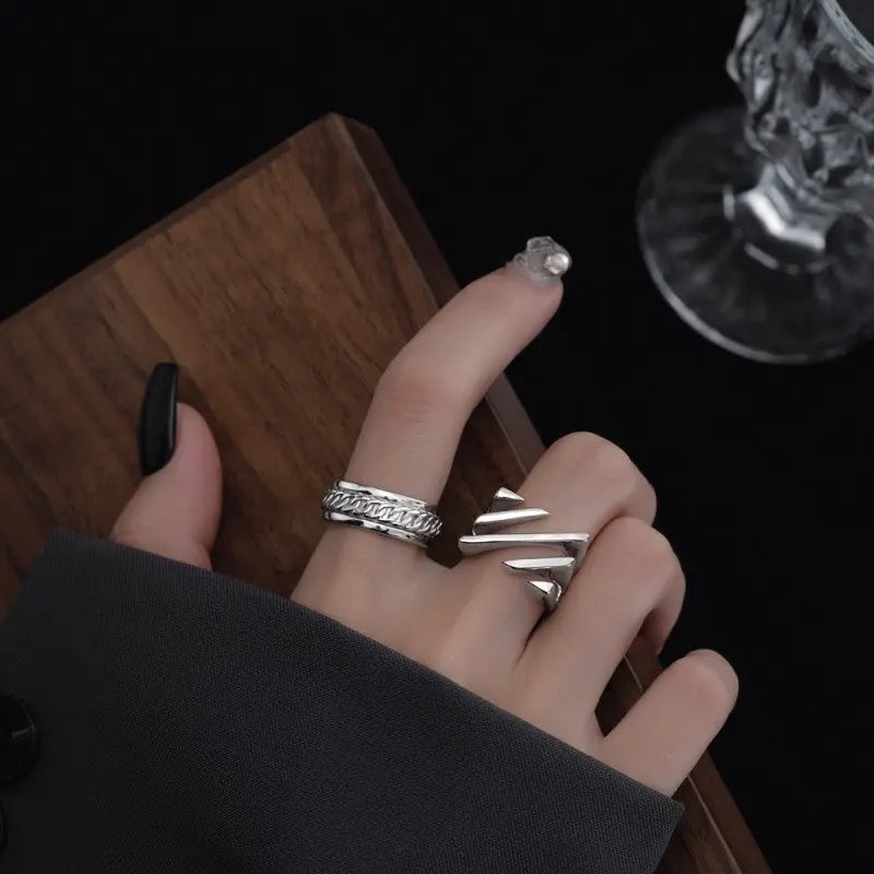 TWILL SQUARE SILVER RING Mira Gemini