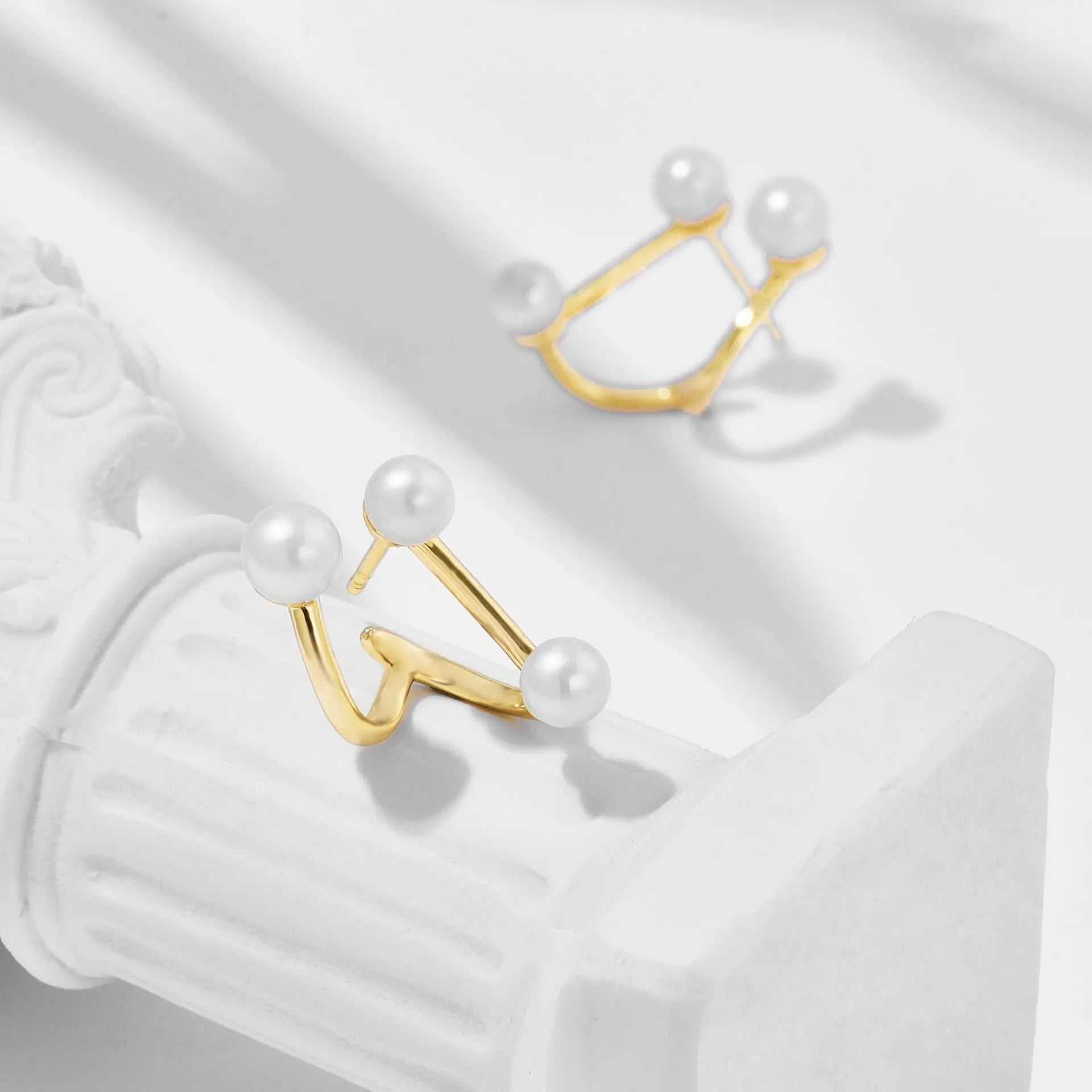 PEARL WAVE EAR CUFF Mira Gemini